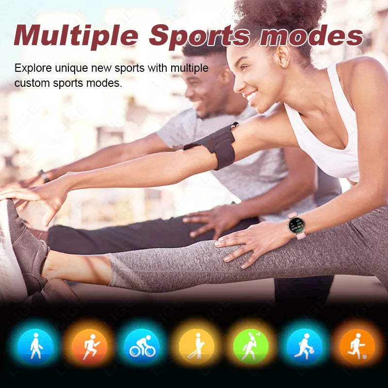 Femme faisant des étirements en extérieur avec montre connectée LIGE, affichant plusieurs modes sportifs personnalisés.