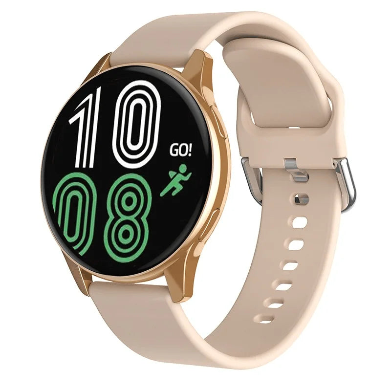 Montre connectée LIGE or rose avec écran digital sportif vert affichant l’heure, accompagnée d’un bracelet beige souple et élégant.

