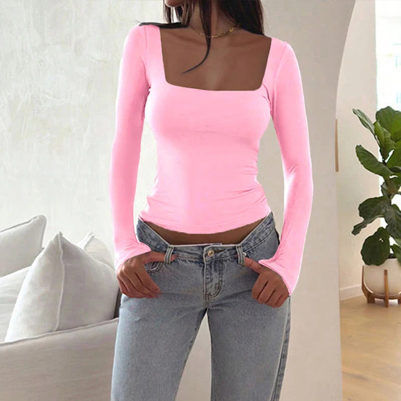T-shirt rose clair pour femme à col carré et manches longues – coupe ajustée élégante