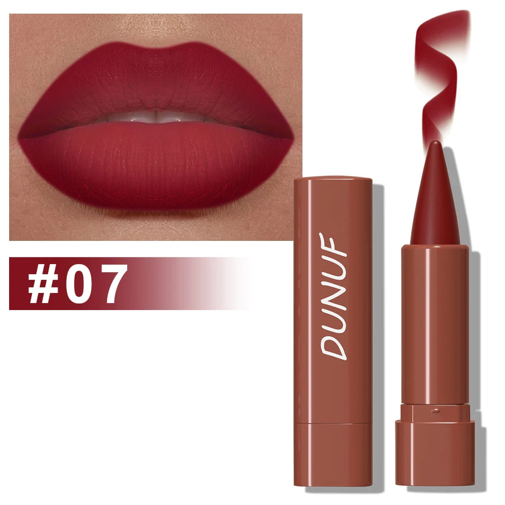 Rouge à lèvres DUNUF teinte 07 – rendu brun intense sur les lèvres, bâton de rouge velouté, effet mat longue tenue
